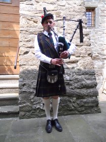 Jean the piper 2011