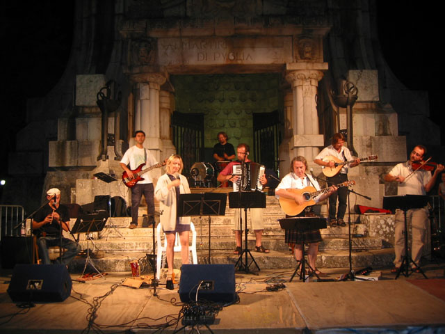 Minervino 2003